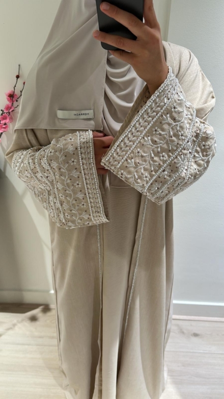 Abaya, Nude Linnen